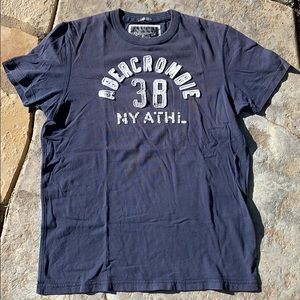 Authentic Abercrombie&Fitch t-shirt, size L